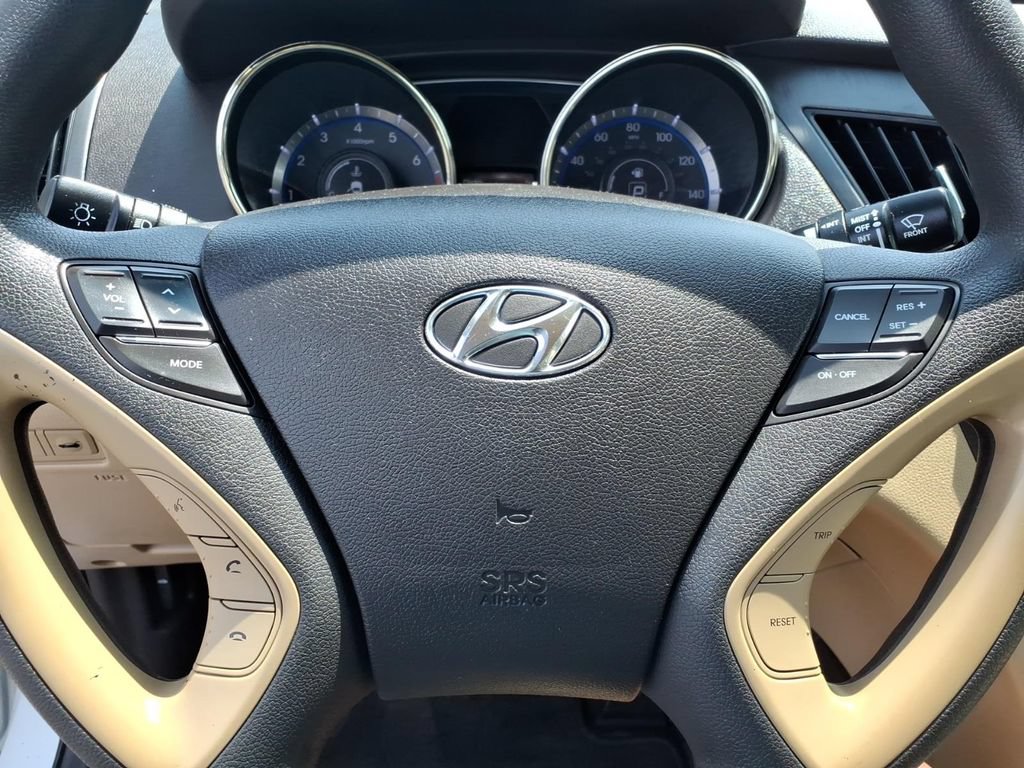 Used 2013 Hyundai Sonata GLS FWD image 5