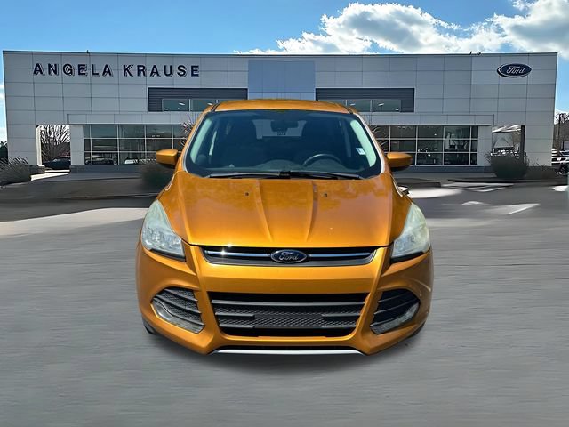 Used 2016 Ford Escape SE FWD image 2