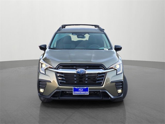 New 2025 Subaru Ascent Limited image 2