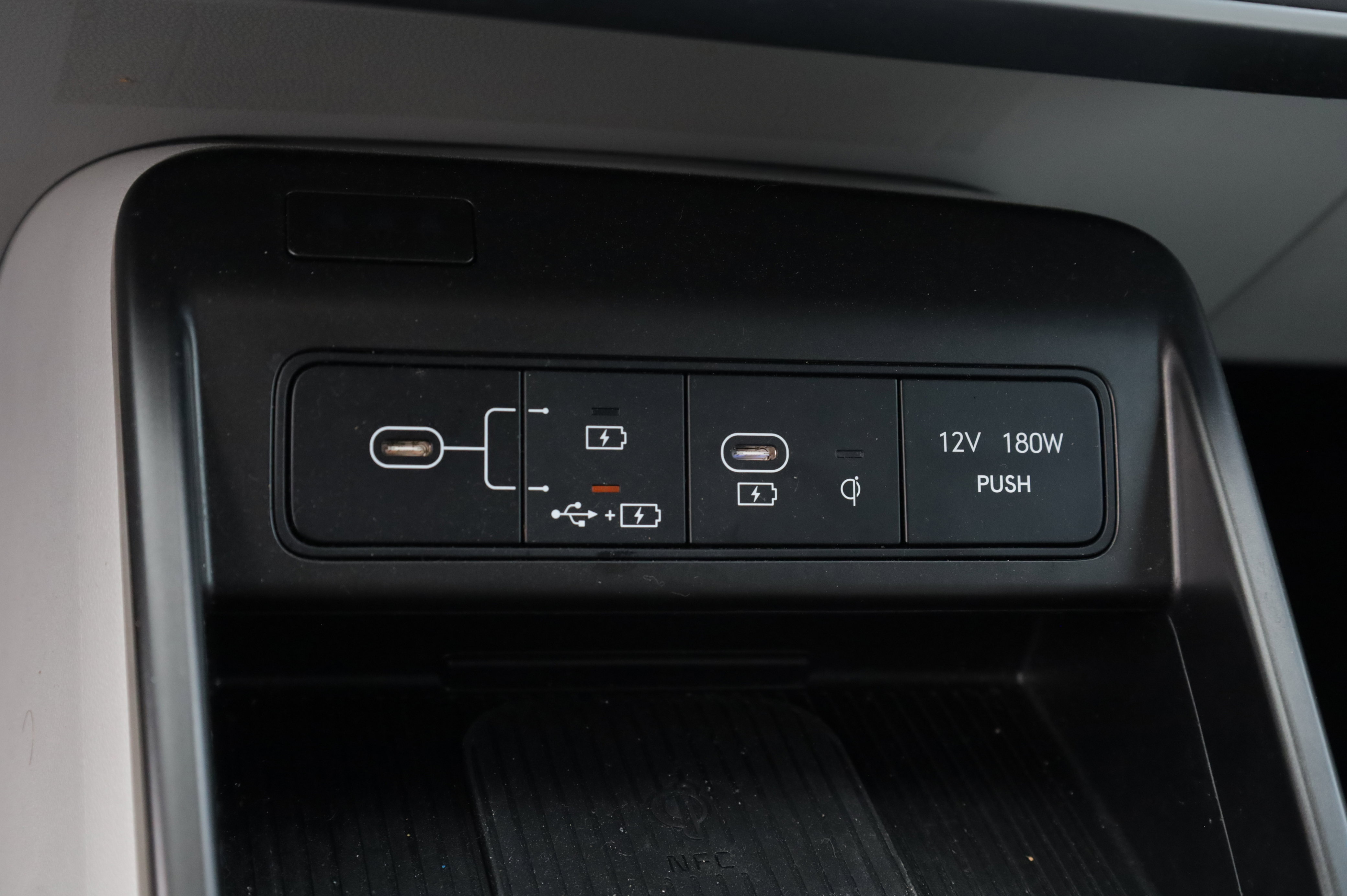 Used 2024 Hyundai Kona SEL w/ Convenience Package image 13