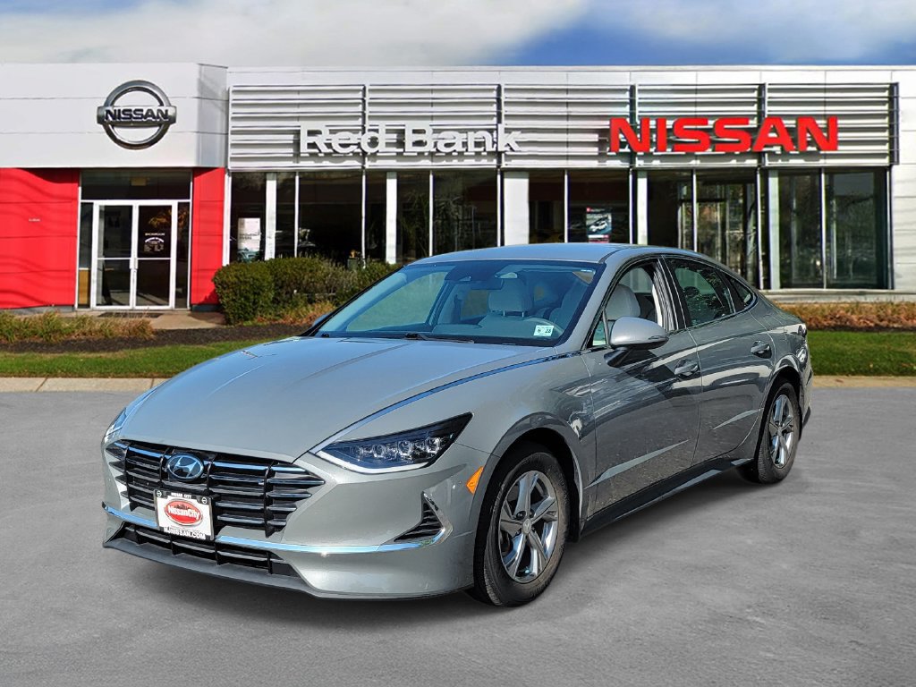 Used 2023 Hyundai Sonata SE FWD image 4