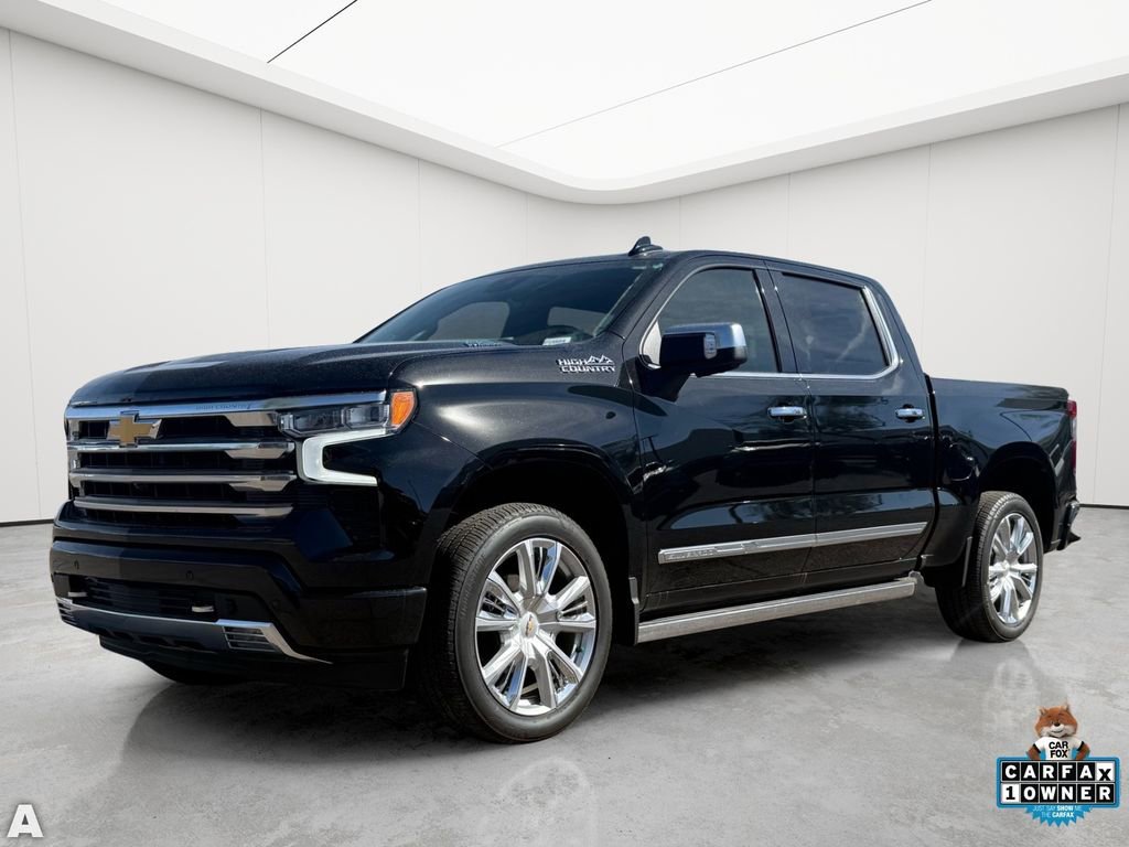 Used 2025 Chevrolet Silverado 1500 High Country image 2