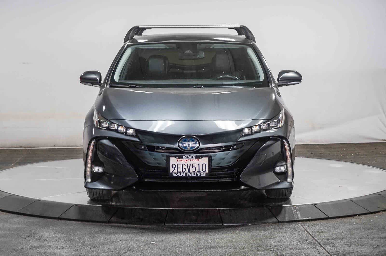 Used 2022 Toyota Prius Prime Limited FWD image 6