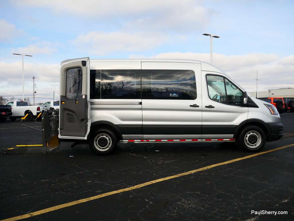 Used 2020 Ford Transit 350 XL image 24