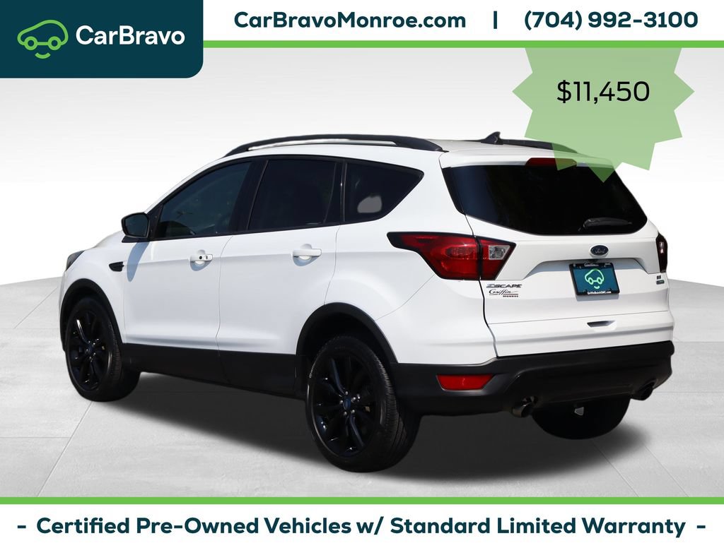Used 2019 Ford Escape SE FWD image 4