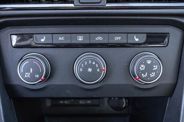 Used 2022 Volkswagen Taos SE image 16