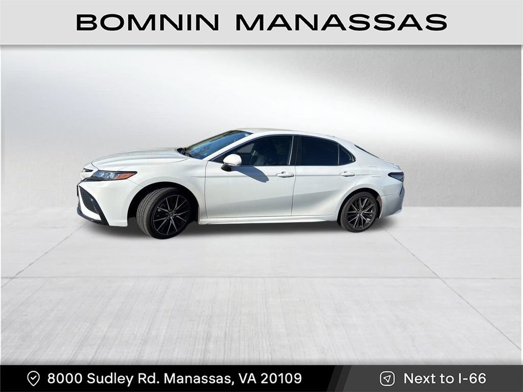 Used 2024 Toyota Camry SE