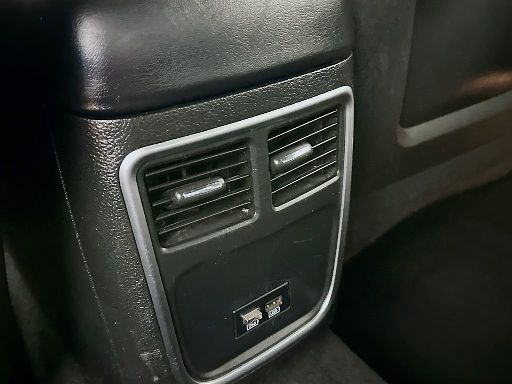 Used 2019 Chrysler 300 Touring w/ Sport Appearance Package image 30