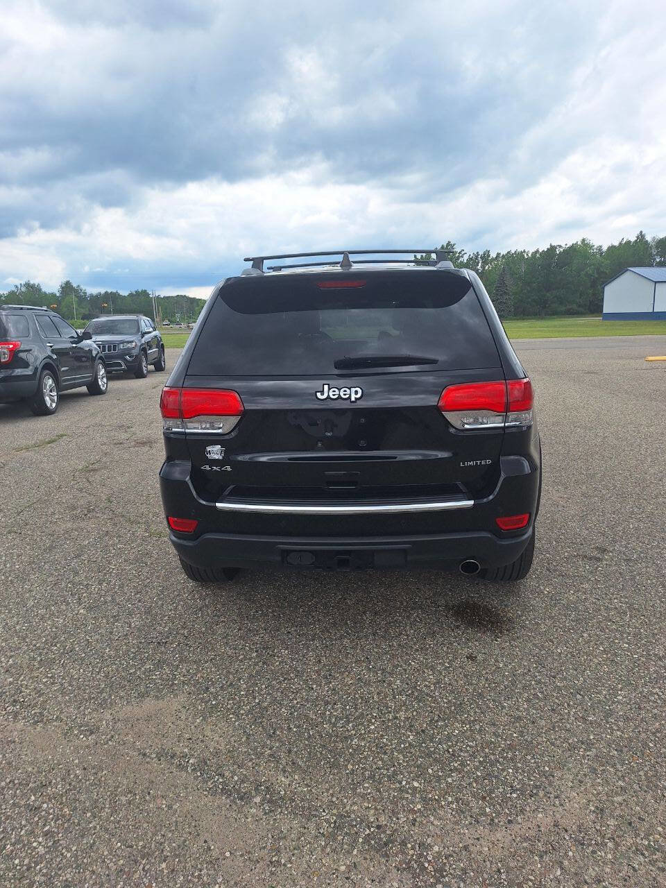 Used 2019 Jeep Grand Cherokee Limited w/ Trailer Tow Group IV image 4