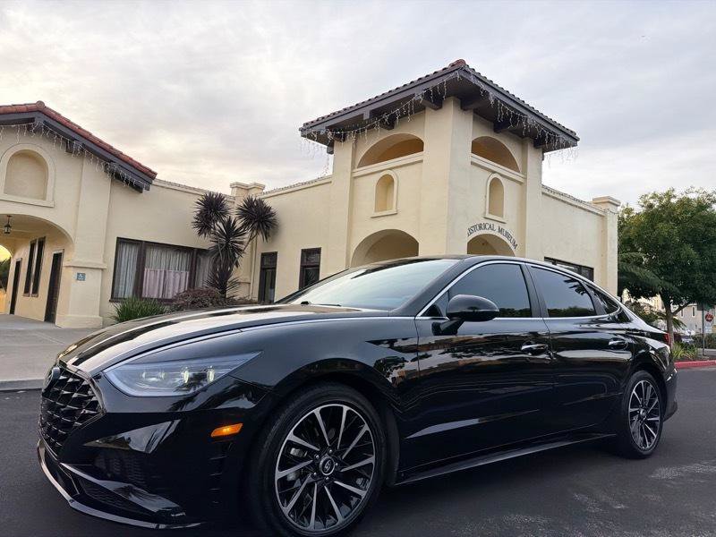 Used 2021 Hyundai Sonata Limited w/ Preferred Accessory Package FWD image 6
