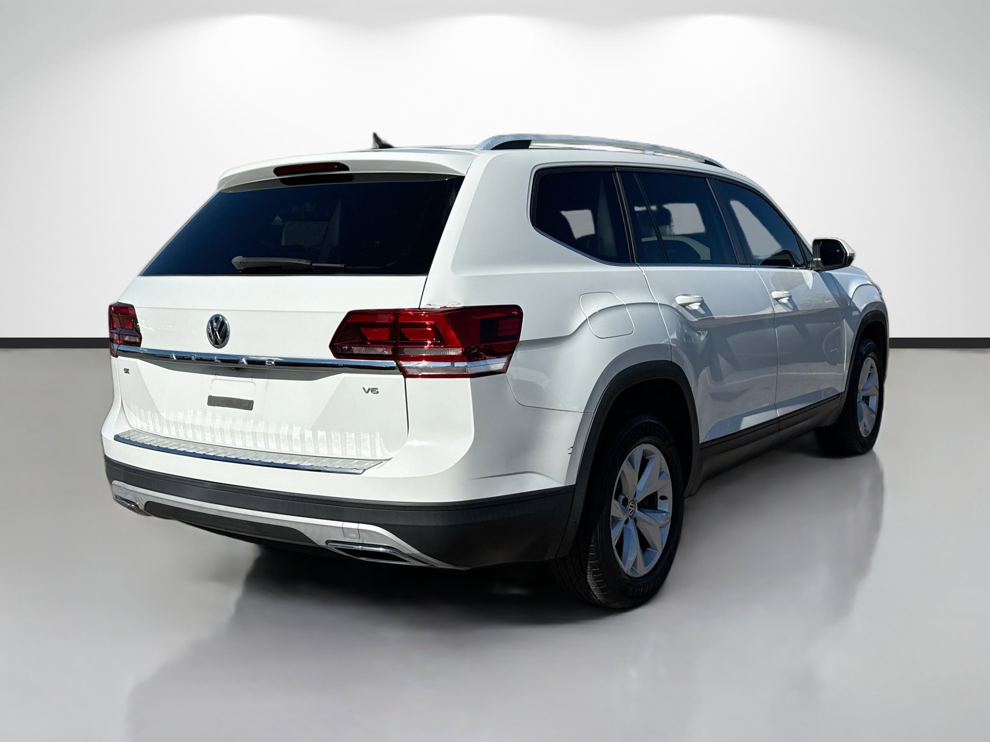 Used 2019 Volkswagen Atlas SE image 3