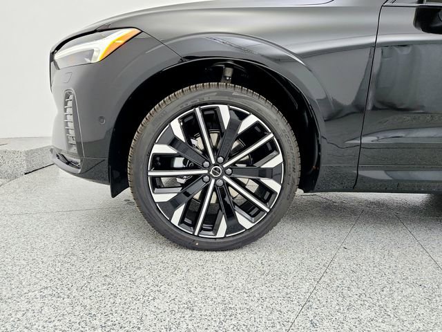 New 2026 Volvo XC60 B5 Ultra w/ Protection Package Premier image 29