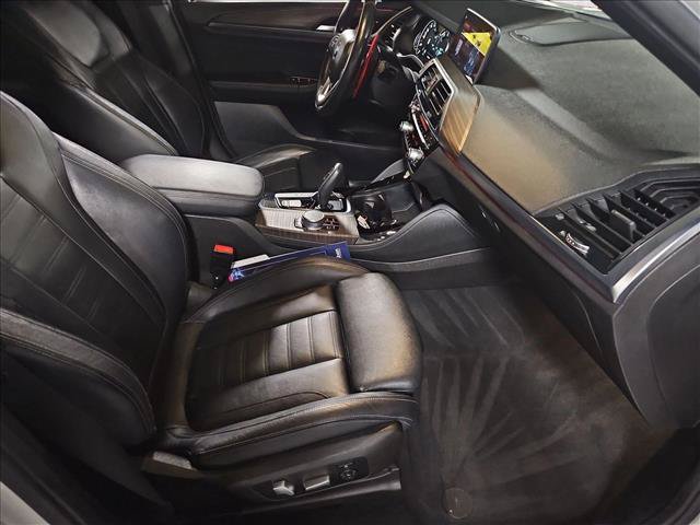 Used 2019 BMW X4 xDrive30i w/ M Sport Package 2 AWD/4WD image 22