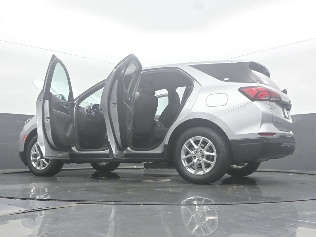 Used 2022 Chevrolet Equinox LT AWD/4WD image 58