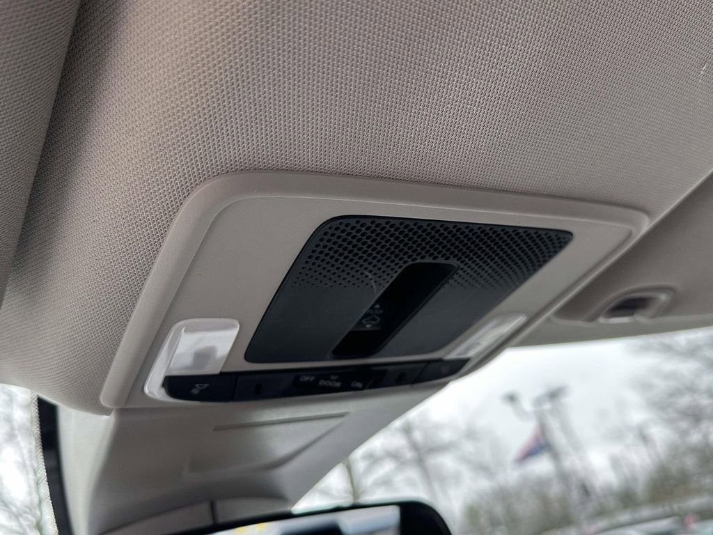 Certified 2022 Honda Civic EX image 31