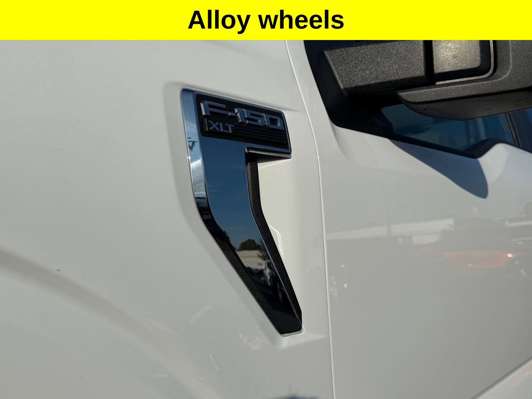 Used 2022 Ford F150 XLT w/ Trailer Tow Package image 10