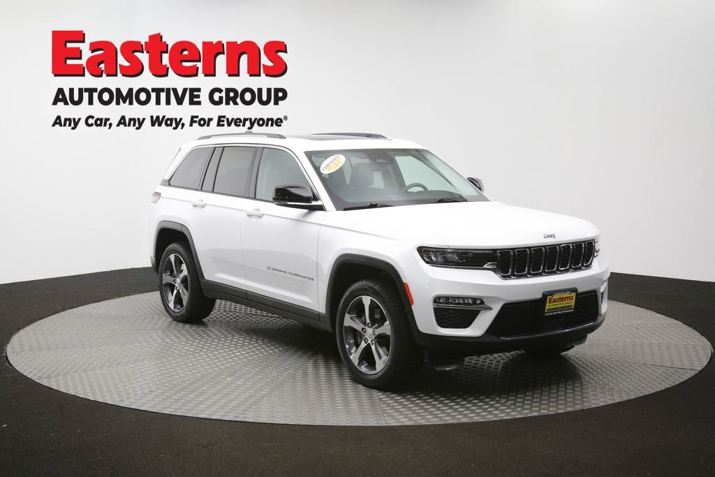 Used 2023 Jeep Grand Cherokee 4WD 4xe image 55