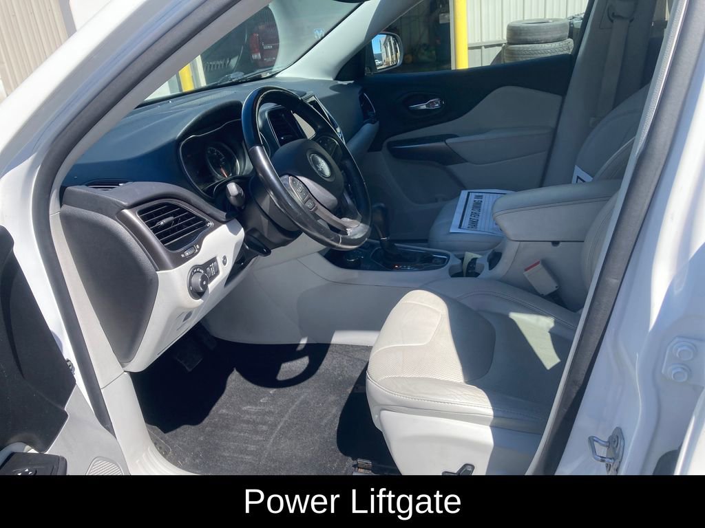 Used 2020 Jeep Cherokee Limited AWD/4WD image 12