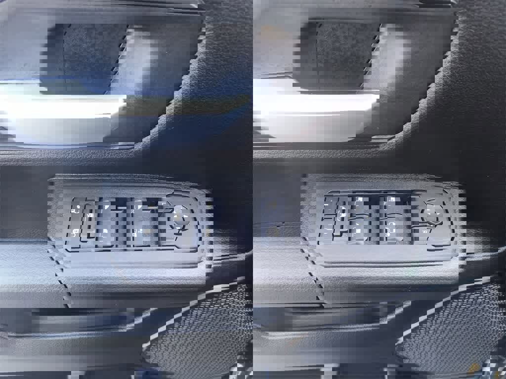 Used 2025 RAM 1500 Tradesman w/ Night Edition image 13