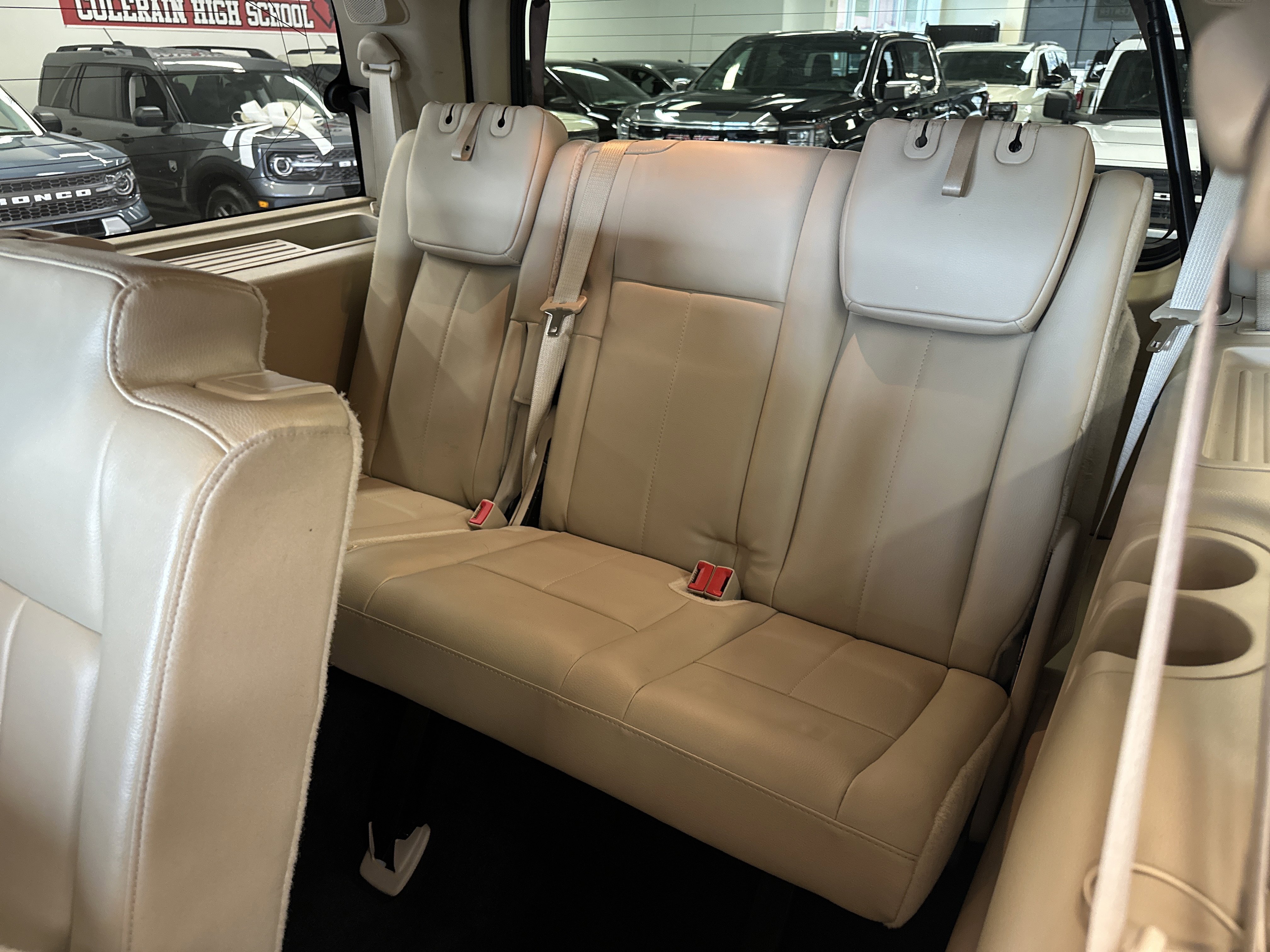 Used 2016 Ford Expedition XLT w/ Equipment Group 202A image 6