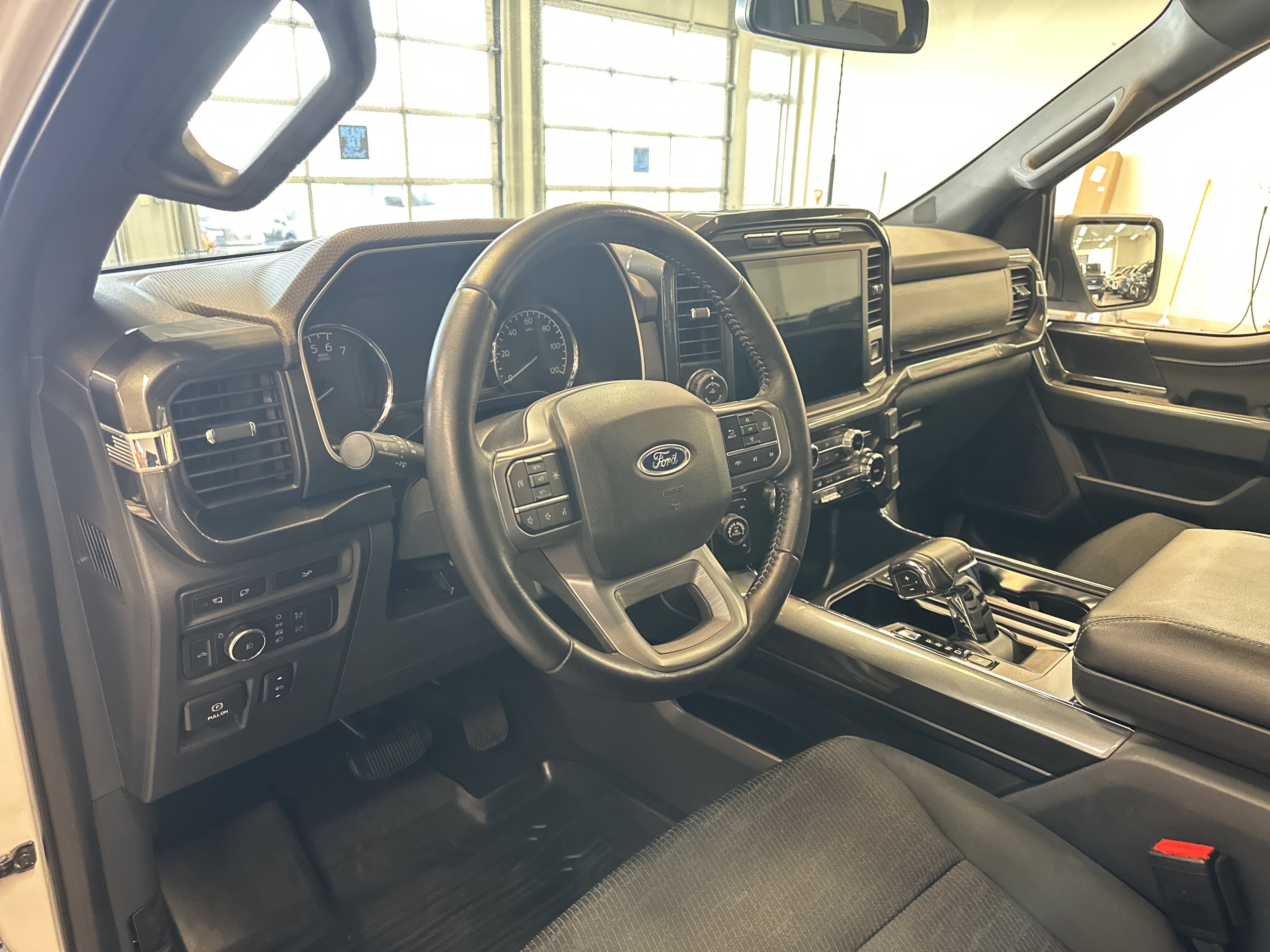 Used 2022 Ford F150 XLT w/ Equipment Group 302A High image 28