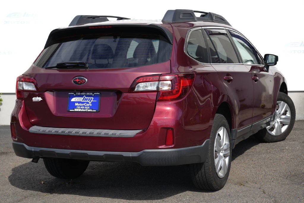 Used 2016 Subaru Outback 2.5i AWD/4WD image 3