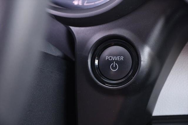 Certified 2025 Toyota Sienna LE image 15