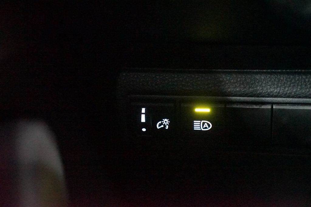 Certified 2024 Toyota Corolla LE image 22