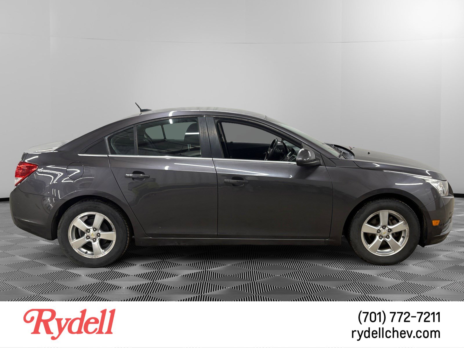 Used 2011 Chevrolet Cruze LT FWD image 6