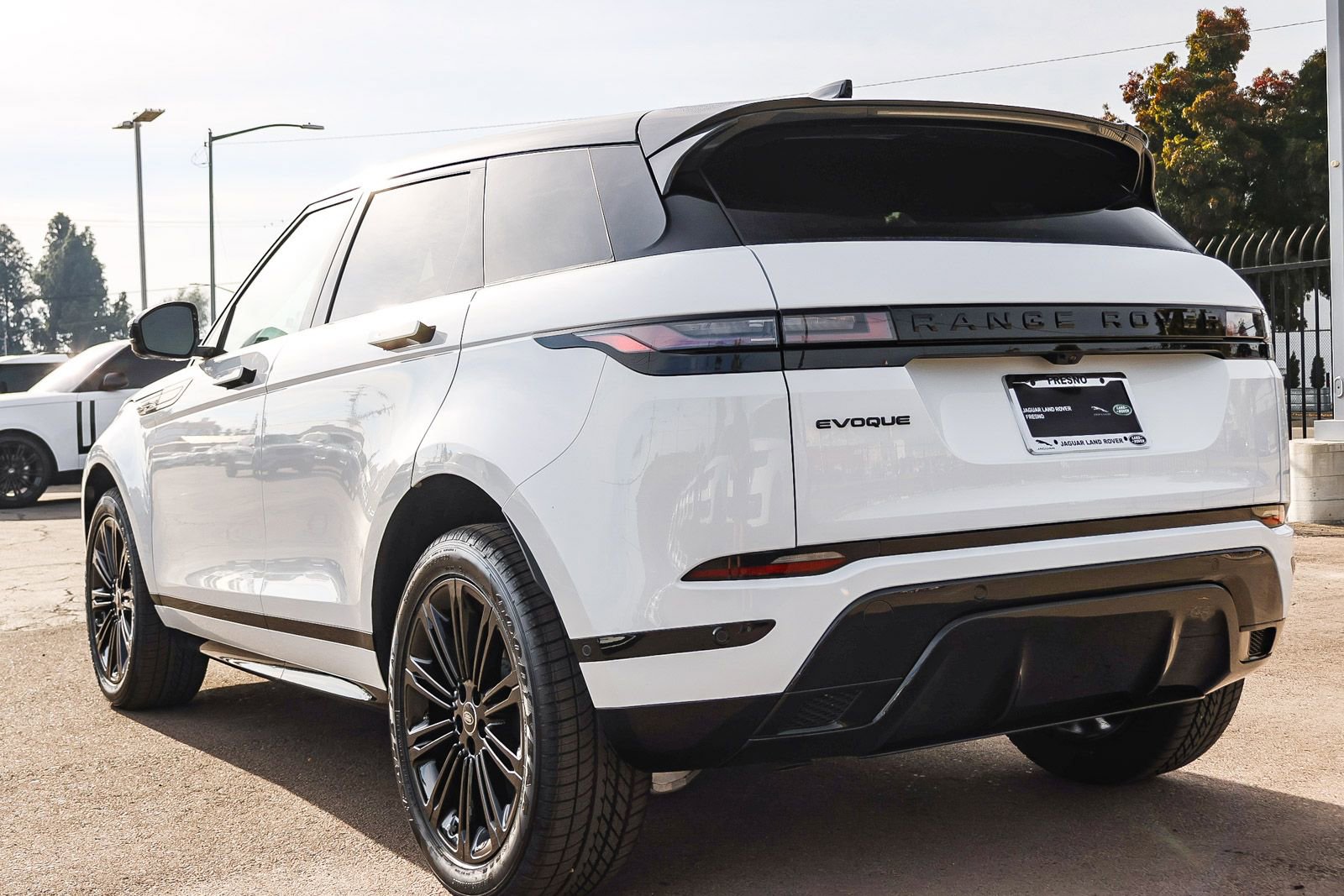 New 2026 Land Rover Range Rover Evoque Dynamic SE image 7