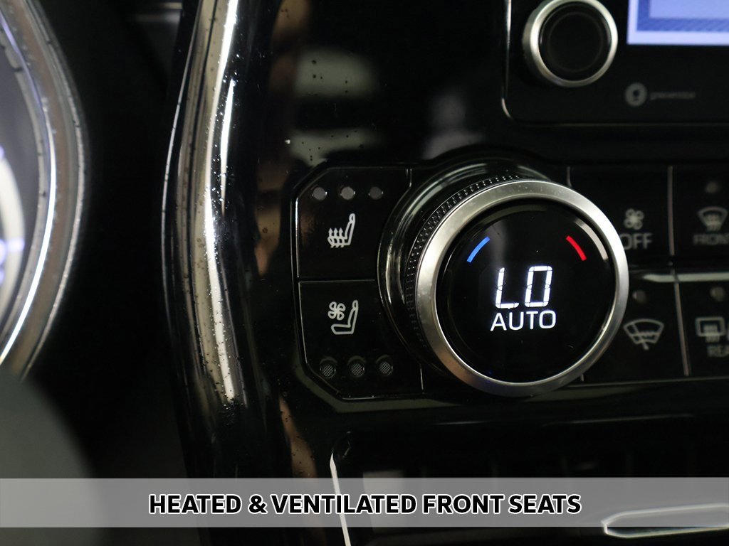 Used 2020 Toyota Highlander Limited image 8