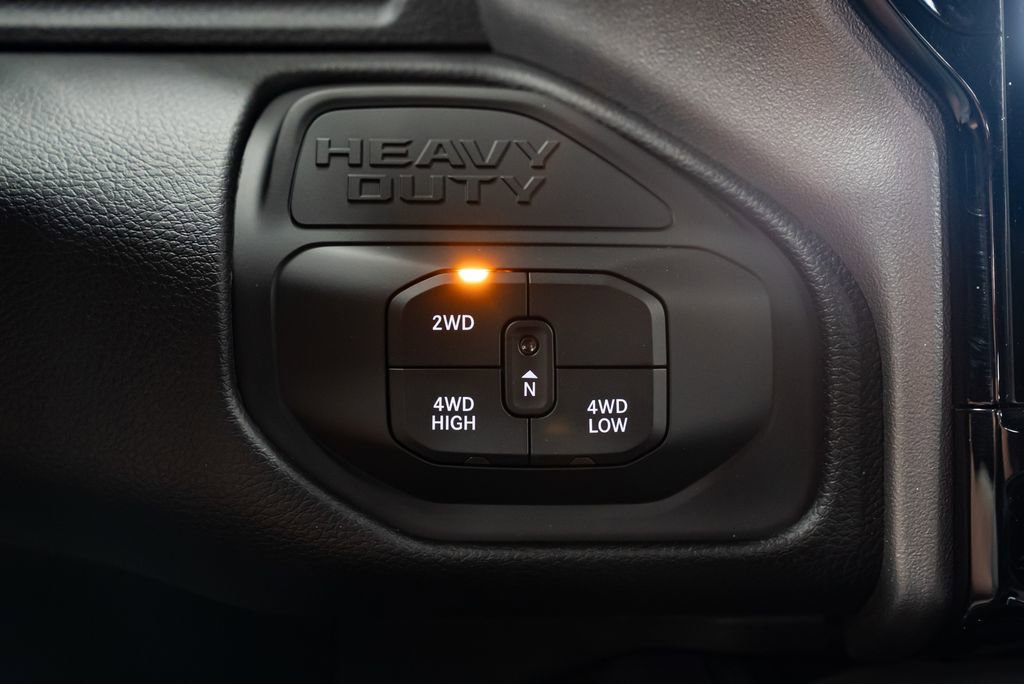 New 2026 RAM 3500 Laramie AWD/4WD image 22
