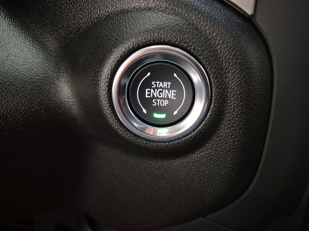 New 2026 GMC Sierra 1500 Pro w/ Graphite Edition image 17