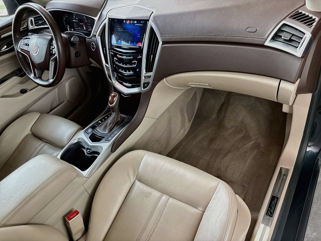 Used 2015 Cadillac SRX Luxury w/ Driver Awareness Package FWD image 17