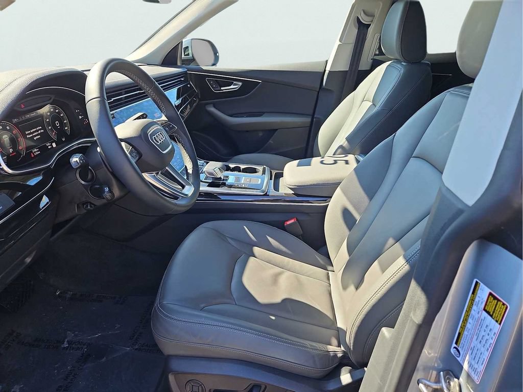 Certified 2025 Audi Q8 Premium AWD/4WD image 15