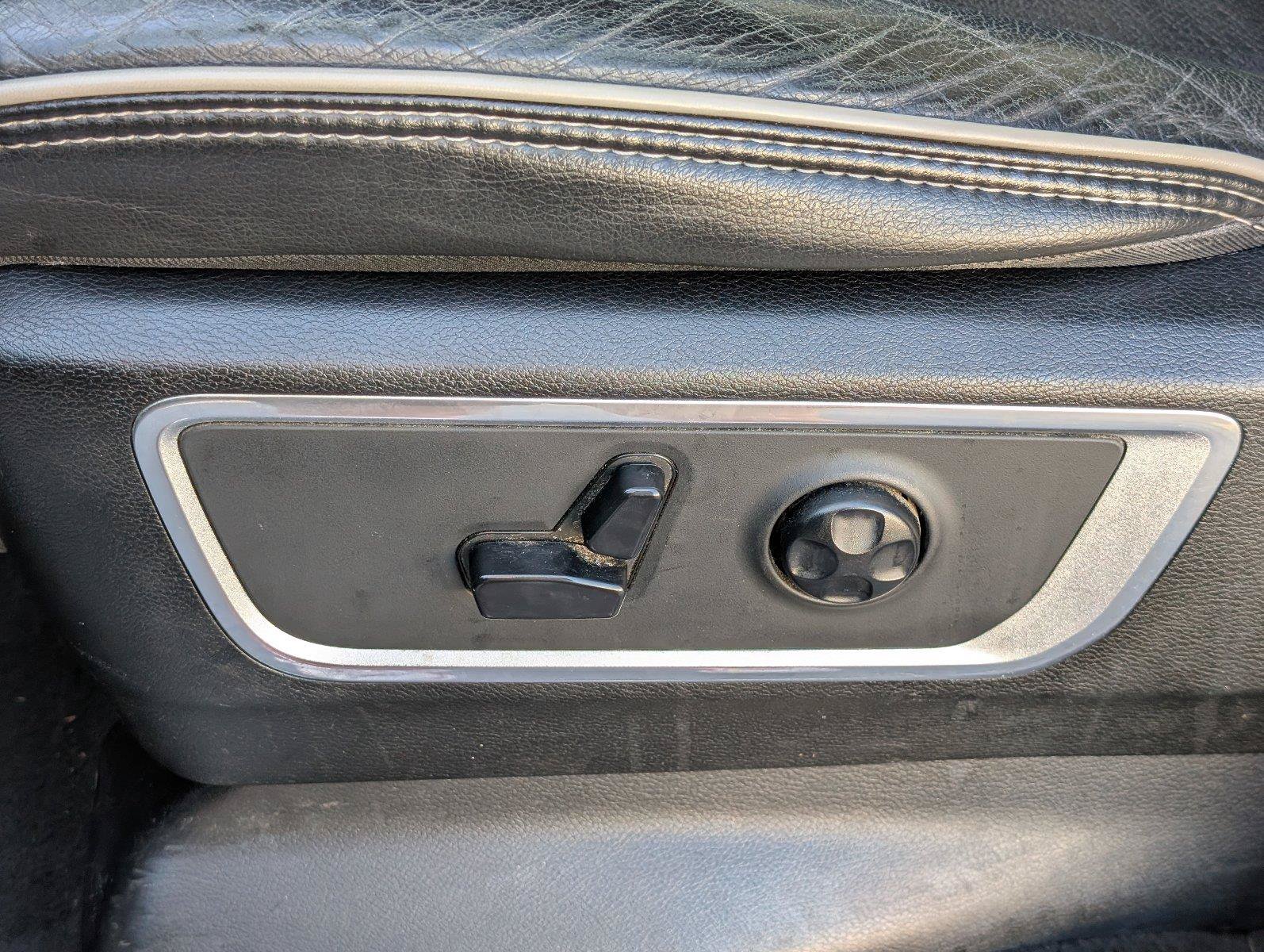 Used 2019 RAM 1500 Laramie w/ Sport Appearance Package RWD image 15