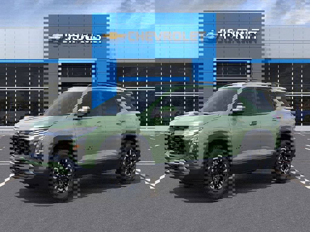 New 2026 Chevrolet Equinox ACTIV image 3