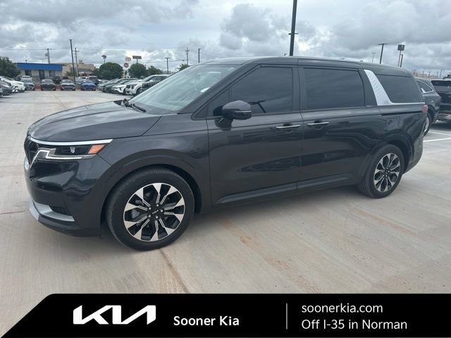 Used 2024 Kia Carnival EX