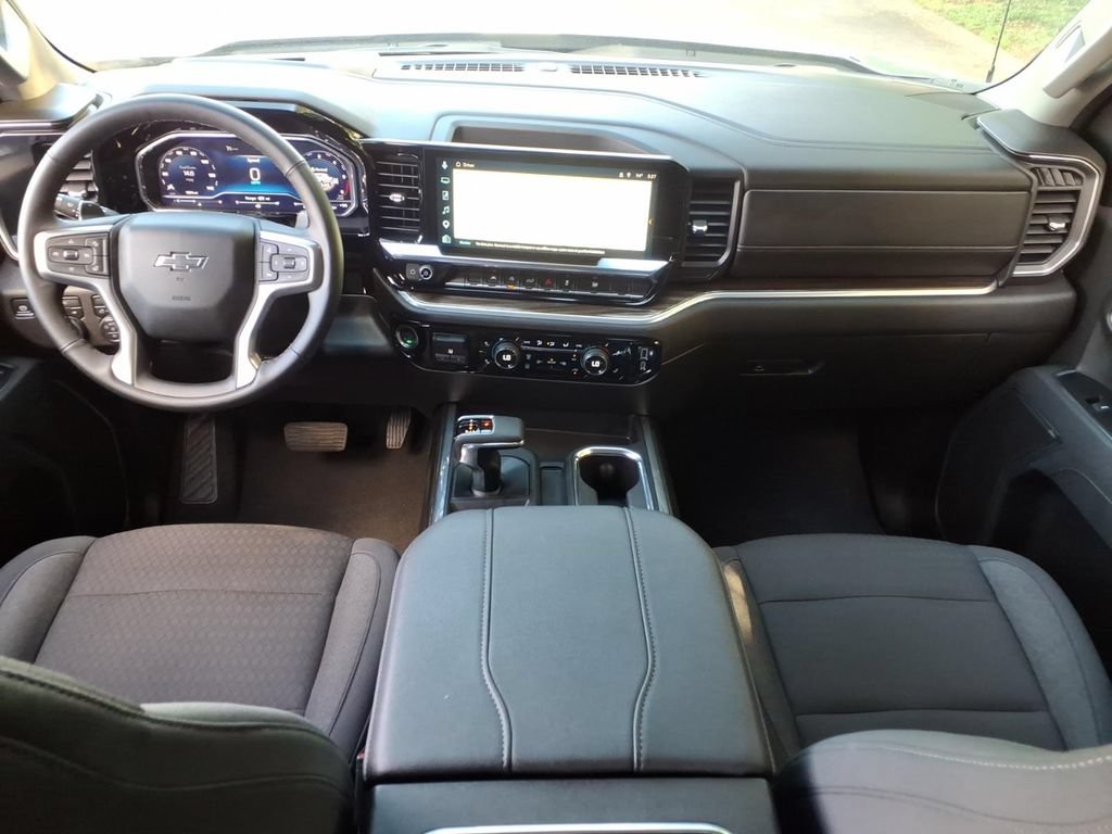 Certified 2025 Chevrolet Silverado 1500 RST AWD/4WD image 17
