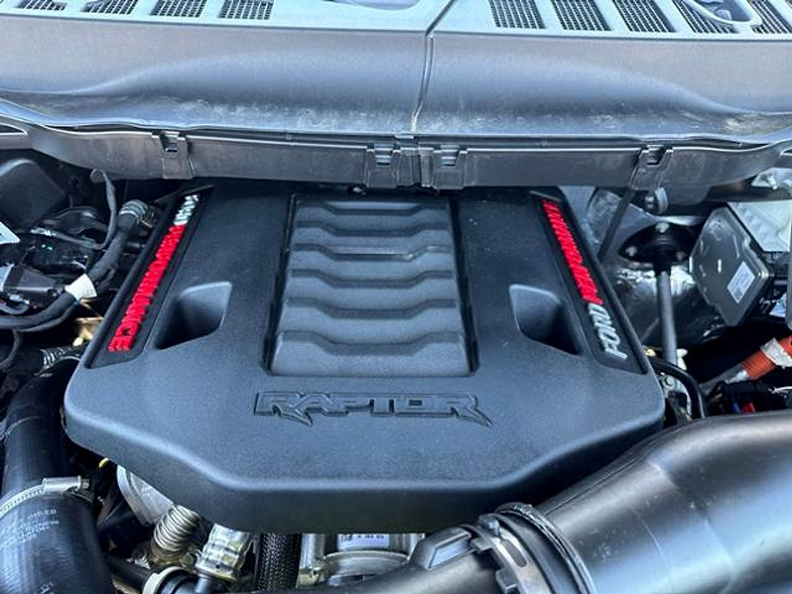 Used 2026 Ford F150 Raptor AWD/4WD image 33