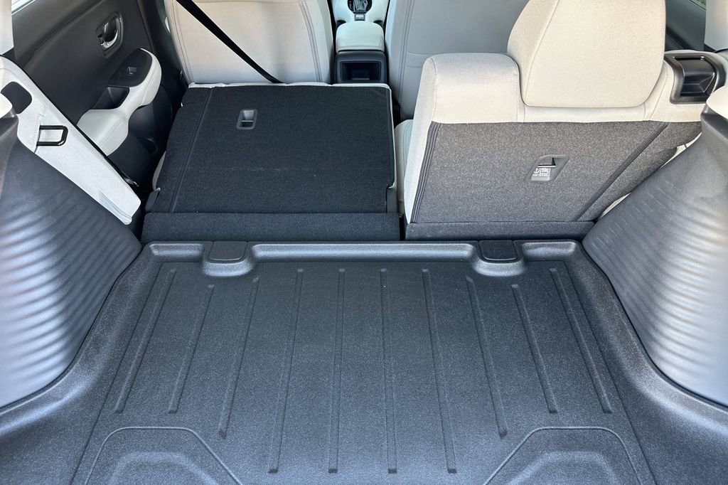 New 2026 Honda HR-V LX image 15