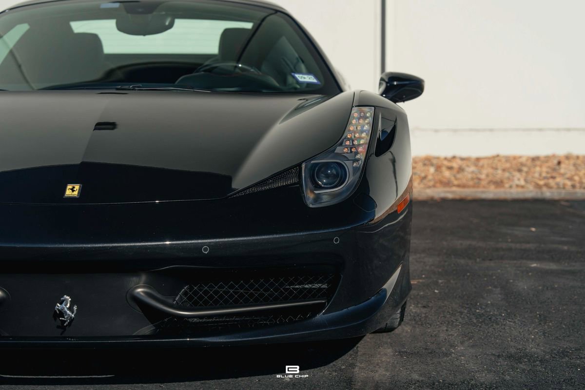 Used 2014 Ferrari 458 Spider image 21