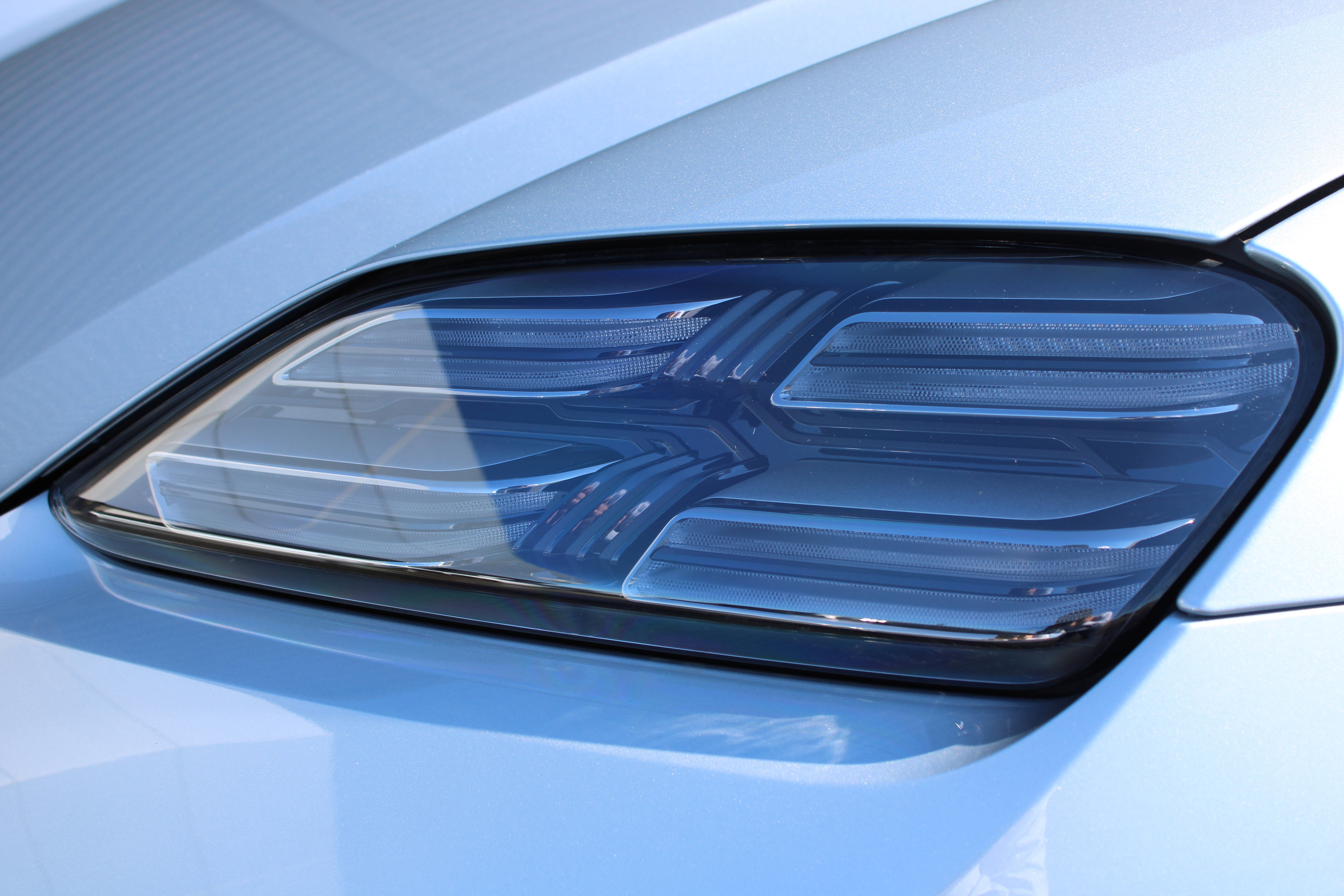 Certified 2024 Porsche Macan 4 Electric image 13