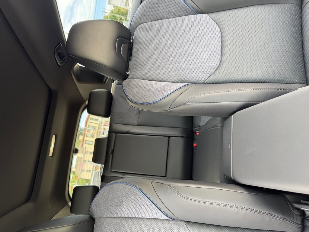 New 2026 Toyota RAV4 XSE w/ Panoramic Sun Roof Package AWD/4WD image 19