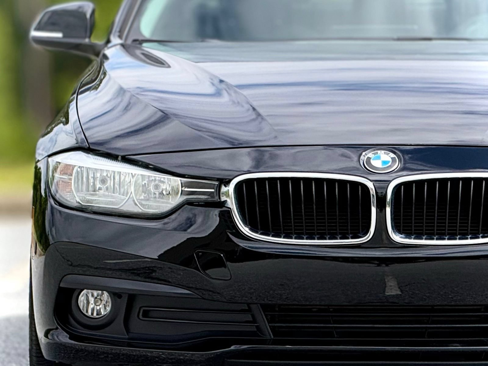 Used 2016 BMW 320i Sedan RWD image 14