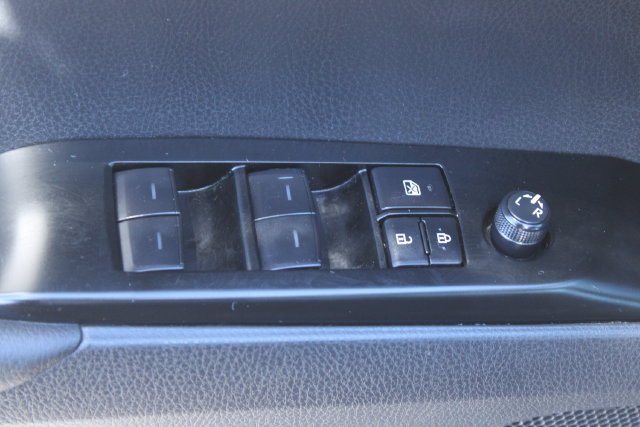 Used 2025 Toyota Camry LE w/ Convenience Package FWD image 11