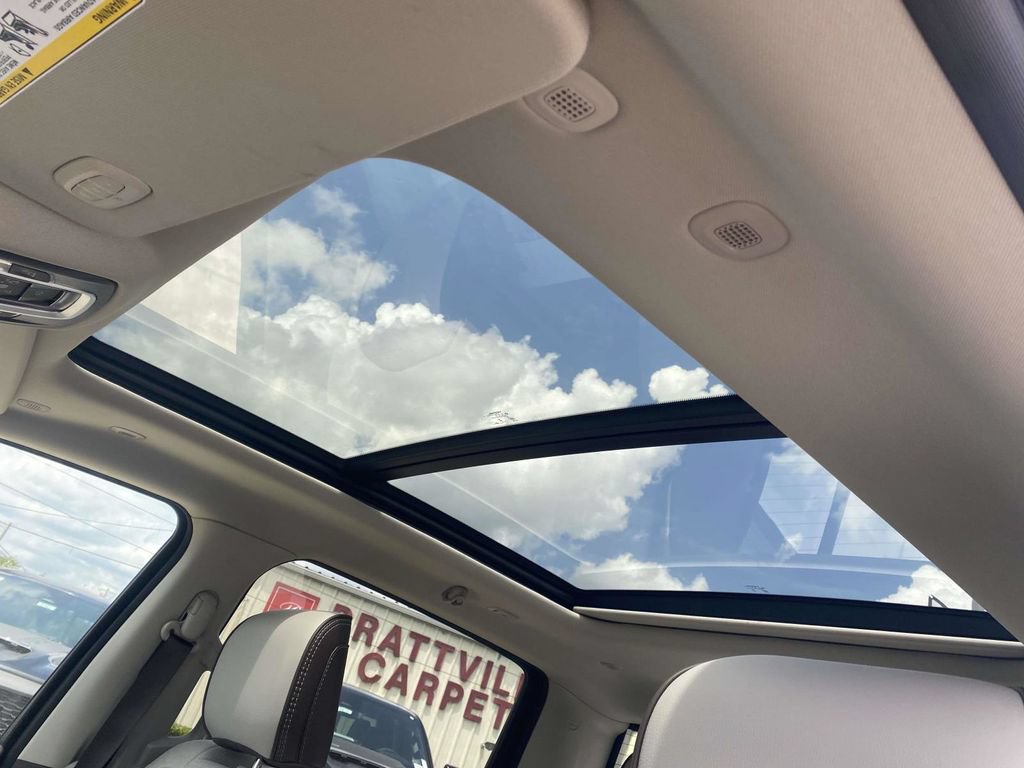 New 2026 RAM 1500 Laramie AWD/4WD image 21