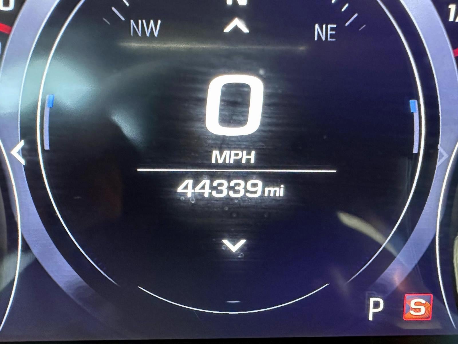 Used 2020 Chevrolet Camaro SS RWD image 30