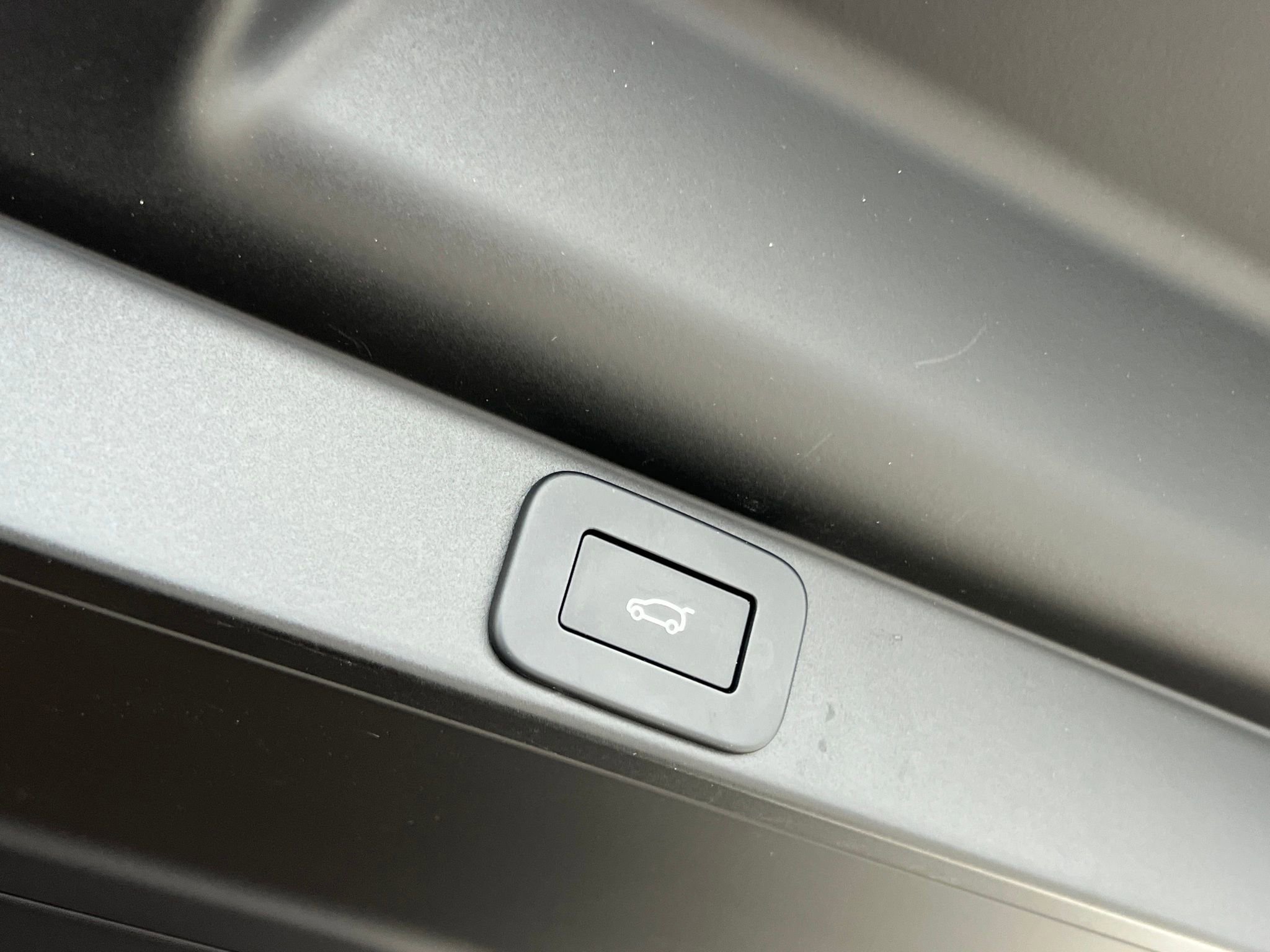 Used 2023 Land Rover Range Rover SE image 23