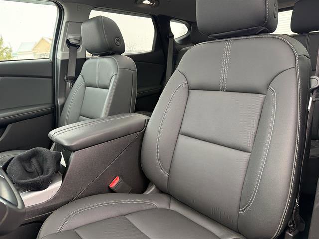 Used 2025 Chevrolet Blazer LT w/ Sound & Technology Package image 13